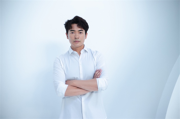 于波.jpg